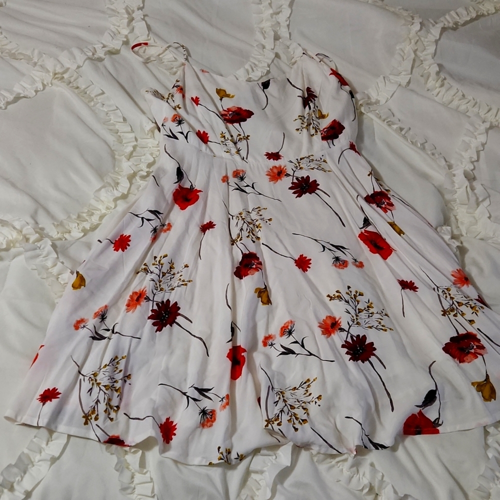 Sun dress Elastic back adjustable straps and zipper side Size 14